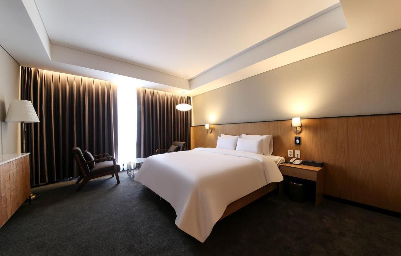 Gwangju Hound Hotel Gwangju Metropolitan City Exterior photo
