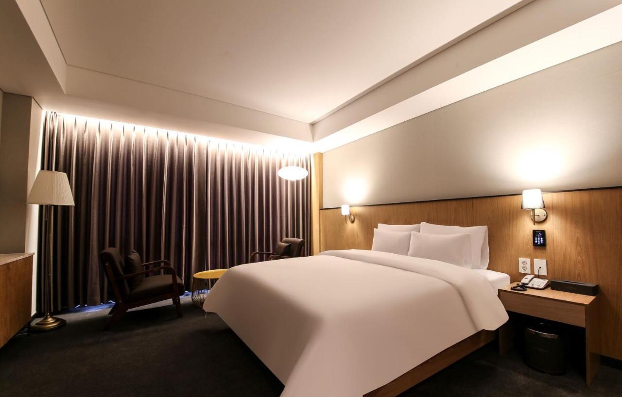 Gwangju Hound Hotel Gwangju Metropolitan City Exterior photo