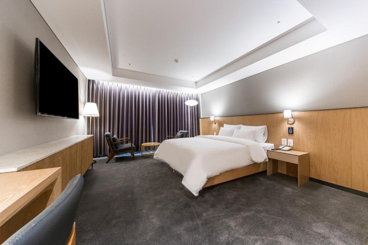Gwangju Hound Hotel Gwangju Metropolitan City Exterior photo