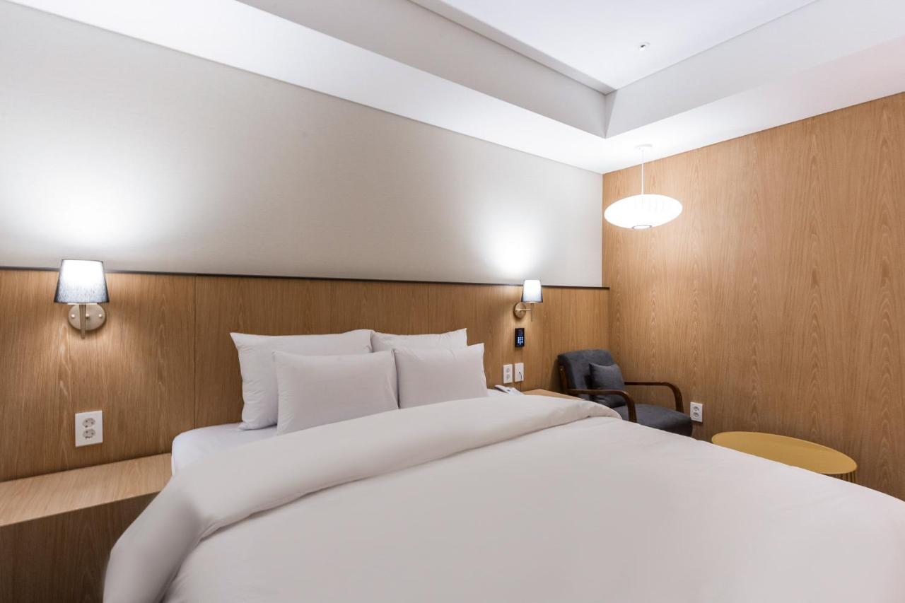 Gwangju Hound Hotel Gwangju Metropolitan City Exterior photo