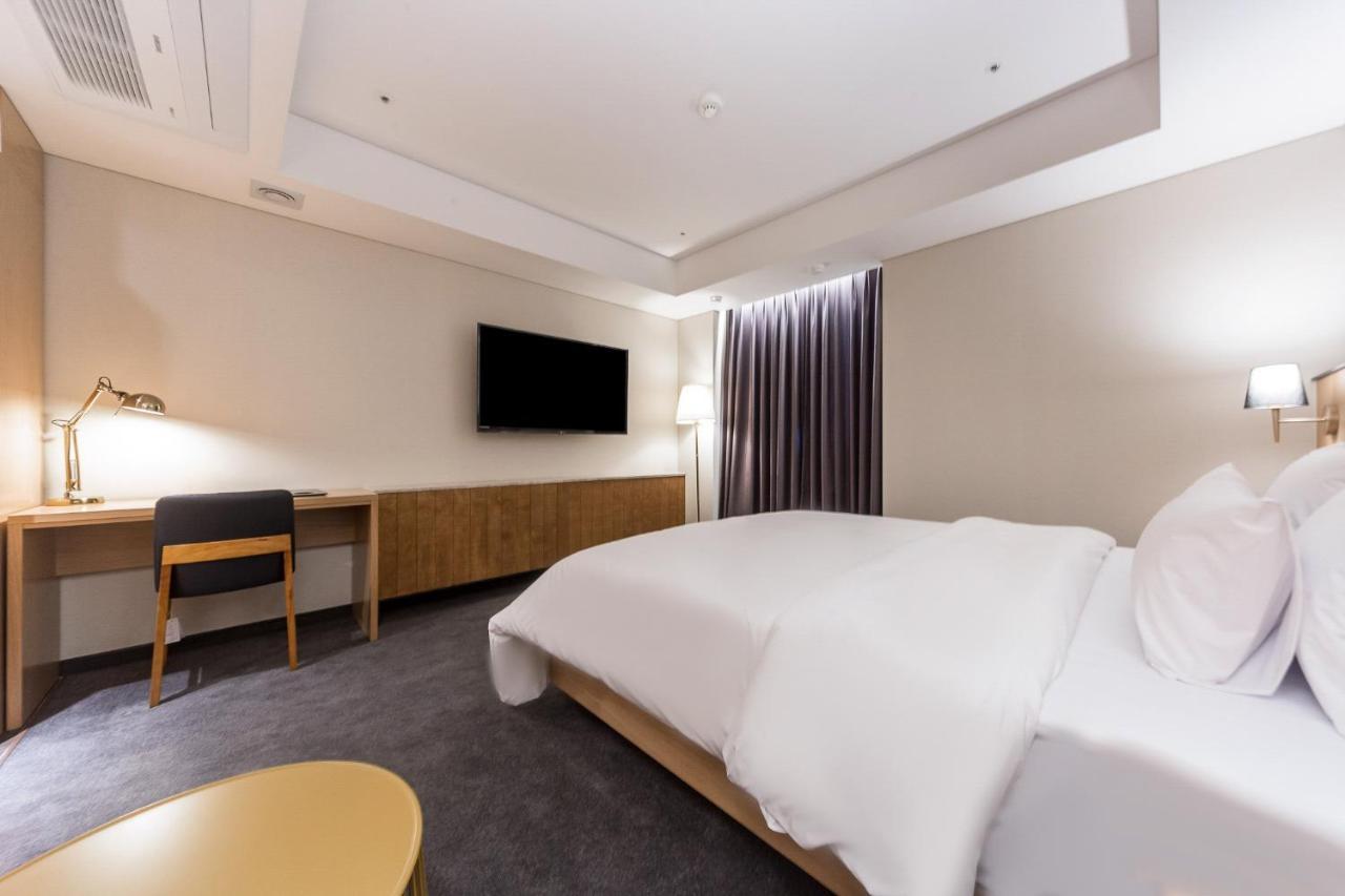 Gwangju Hound Hotel Gwangju Metropolitan City Exterior photo