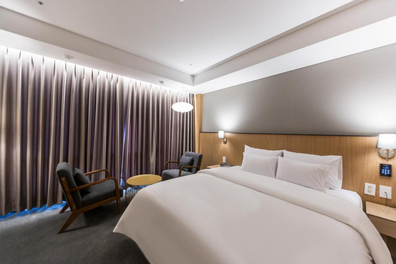 Gwangju Hound Hotel Gwangju Metropolitan City Exterior photo